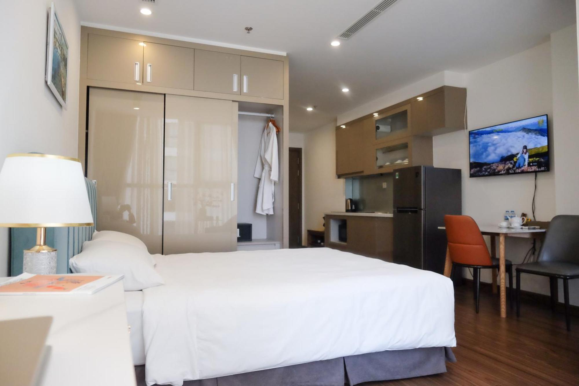Aspaces Serviced Apartments - Vinhomes West Point Hanoï Extérieur photo